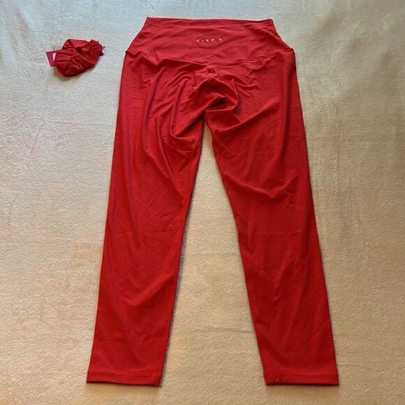 NWT SHEFIt Red Capri Leggings - Size 16 (1LUXE) - Picture 9 of 12